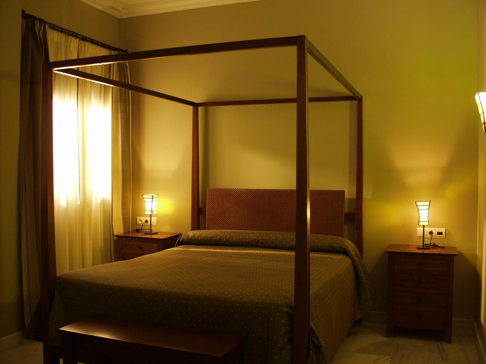Hotel Las Casas Del Duque Осуна Екстер'єр фото